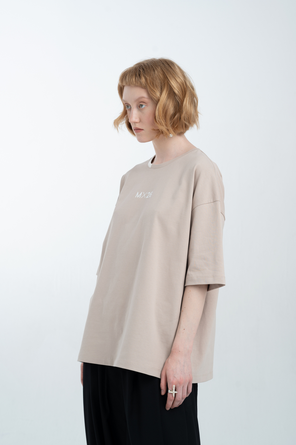 Футболка oversize из плотного трикотажа
