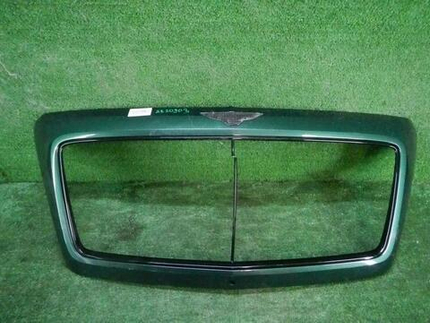 Накладка решетки радиатора Bentley Bentayga (2015-2020)