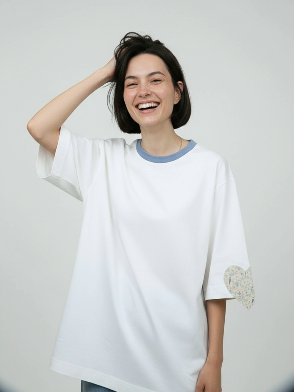 Футболка оверсайз женская белый Синички