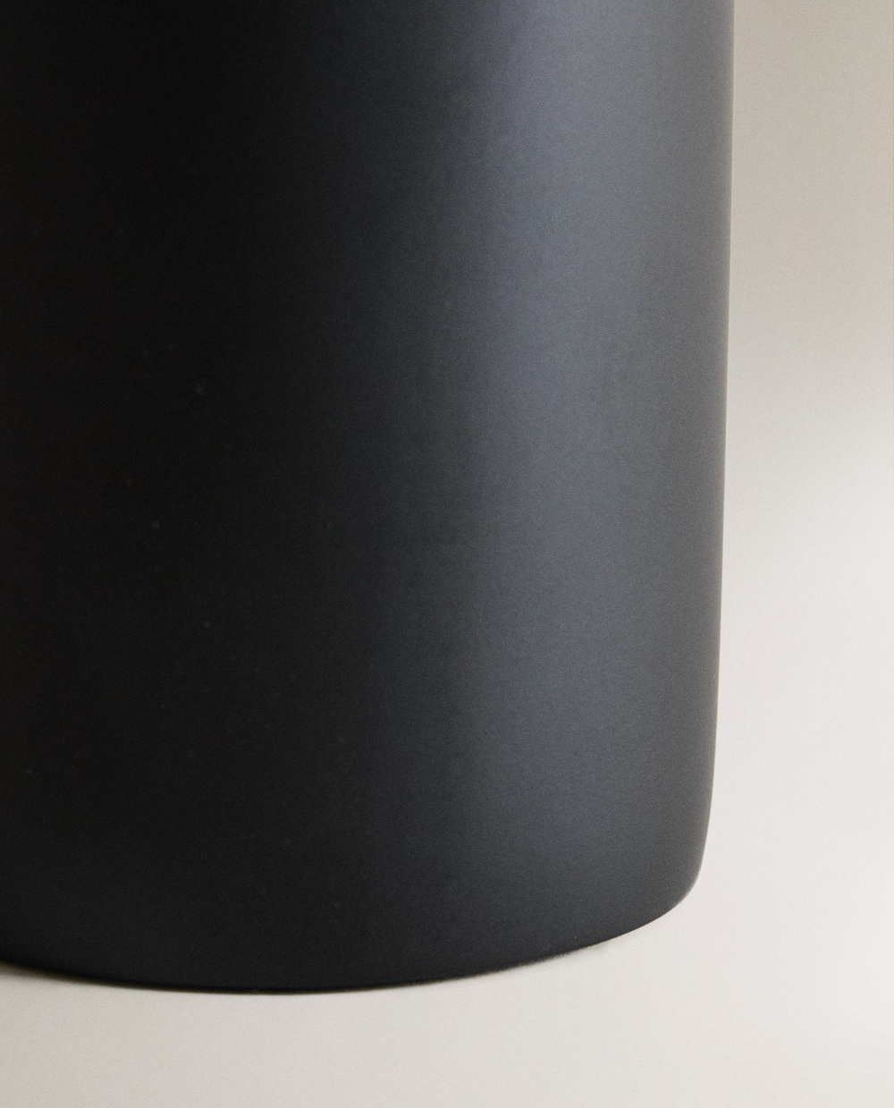 Zara Home дозатор для жидкого мыла, пластик, чёрный · 7531/466