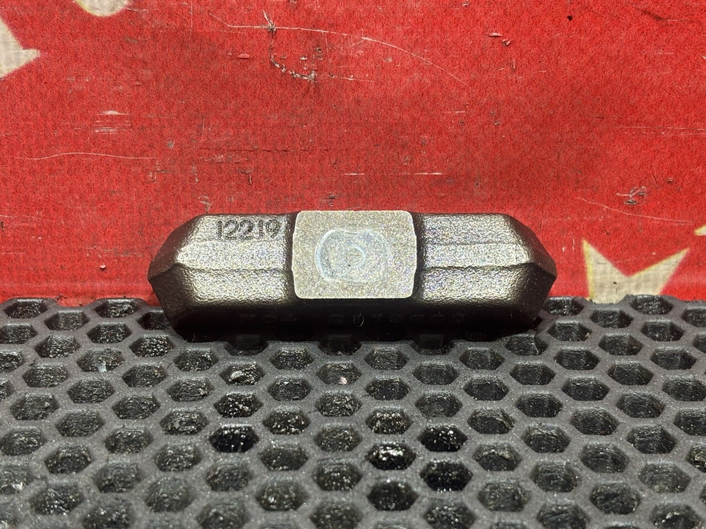 Мост клапана впускной 2019г