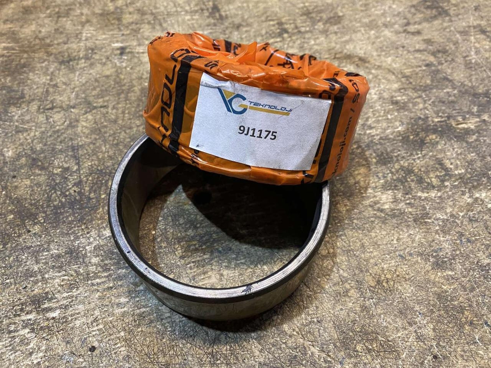 Втулка 9J-5875