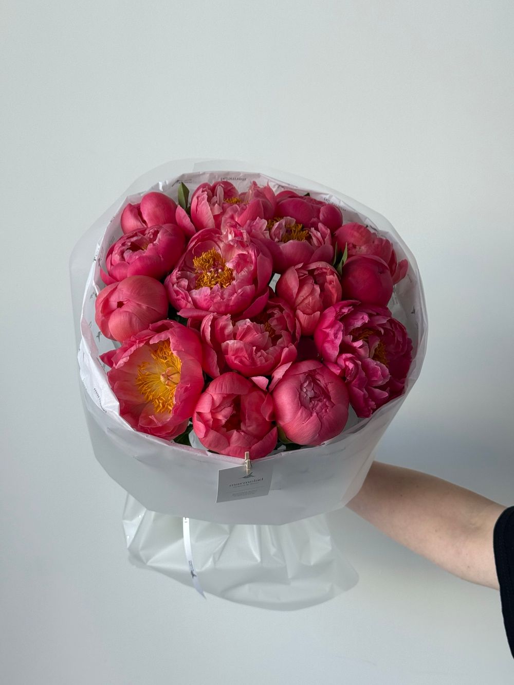 Букет из пионов сорта Корал Шарм 15 шт