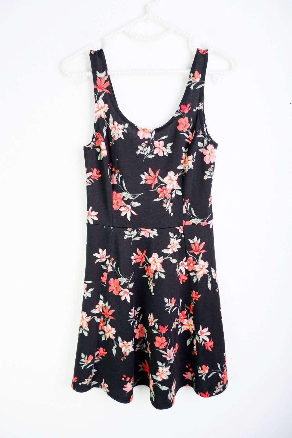 Платье с актуальным принтом, визуально на 40/42 размер