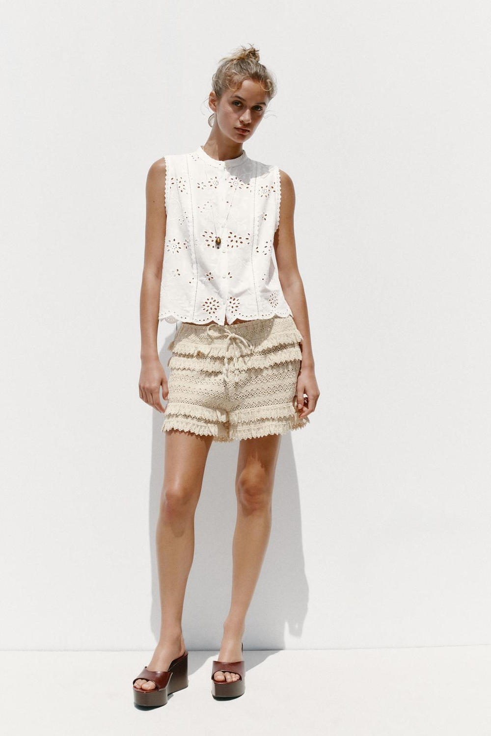 ZARA РУБАШКА С АЖУРНОЙ ВЫШИВКОЙ, БЕЛЫЙ