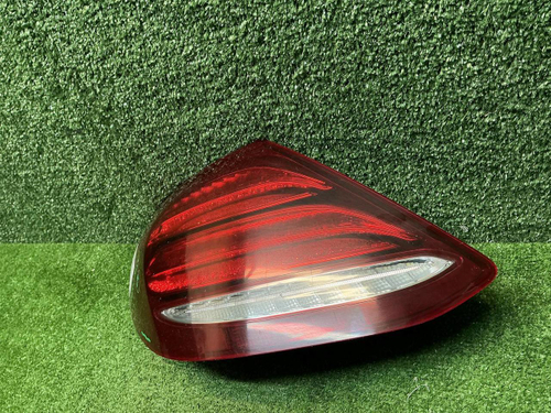 Фонарь левый Mercedes E W213 (2016-2021)