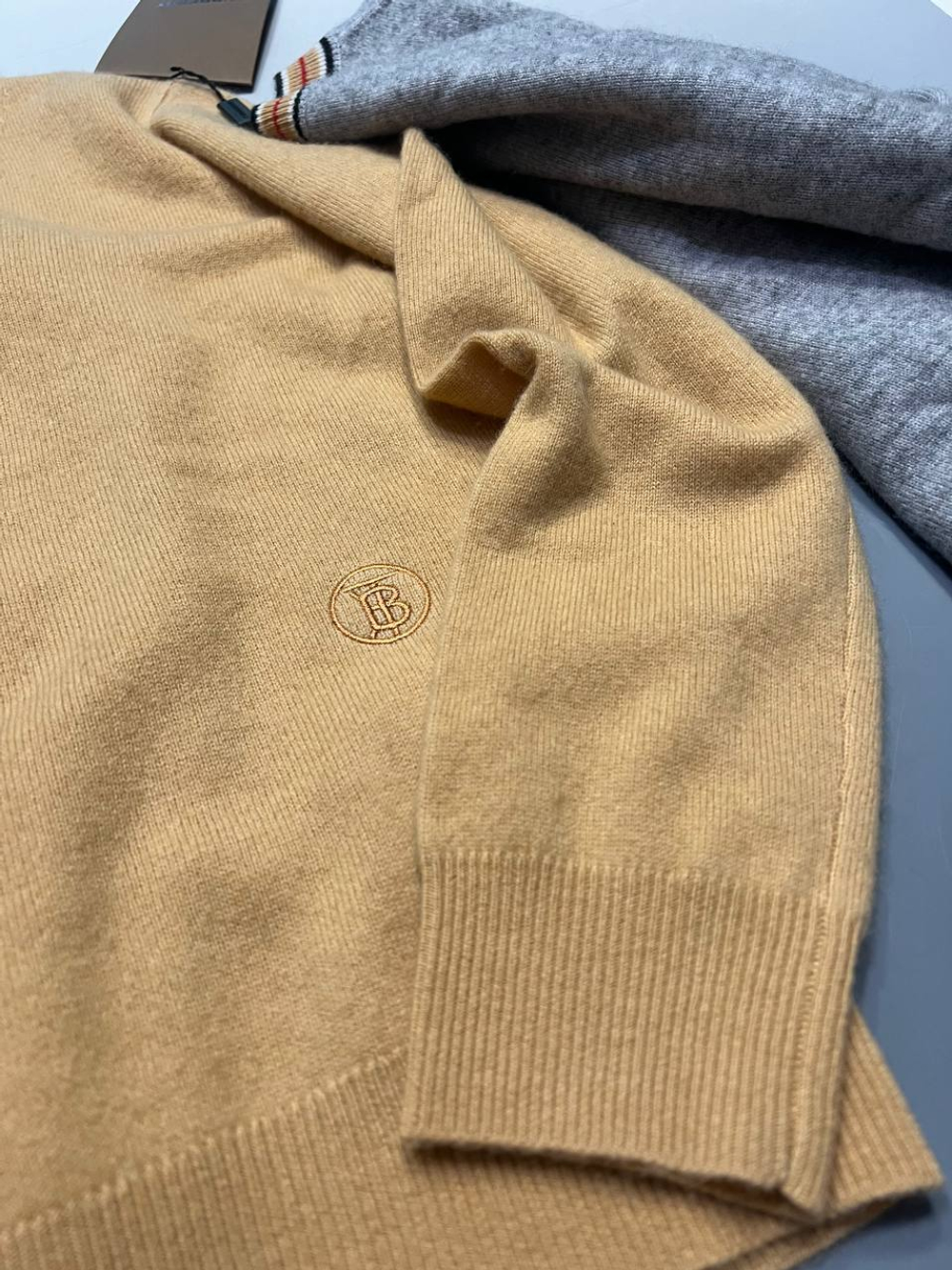 Свитер Burberry