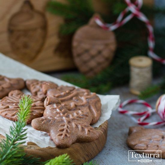 Пряничная форма Шишка и звезда