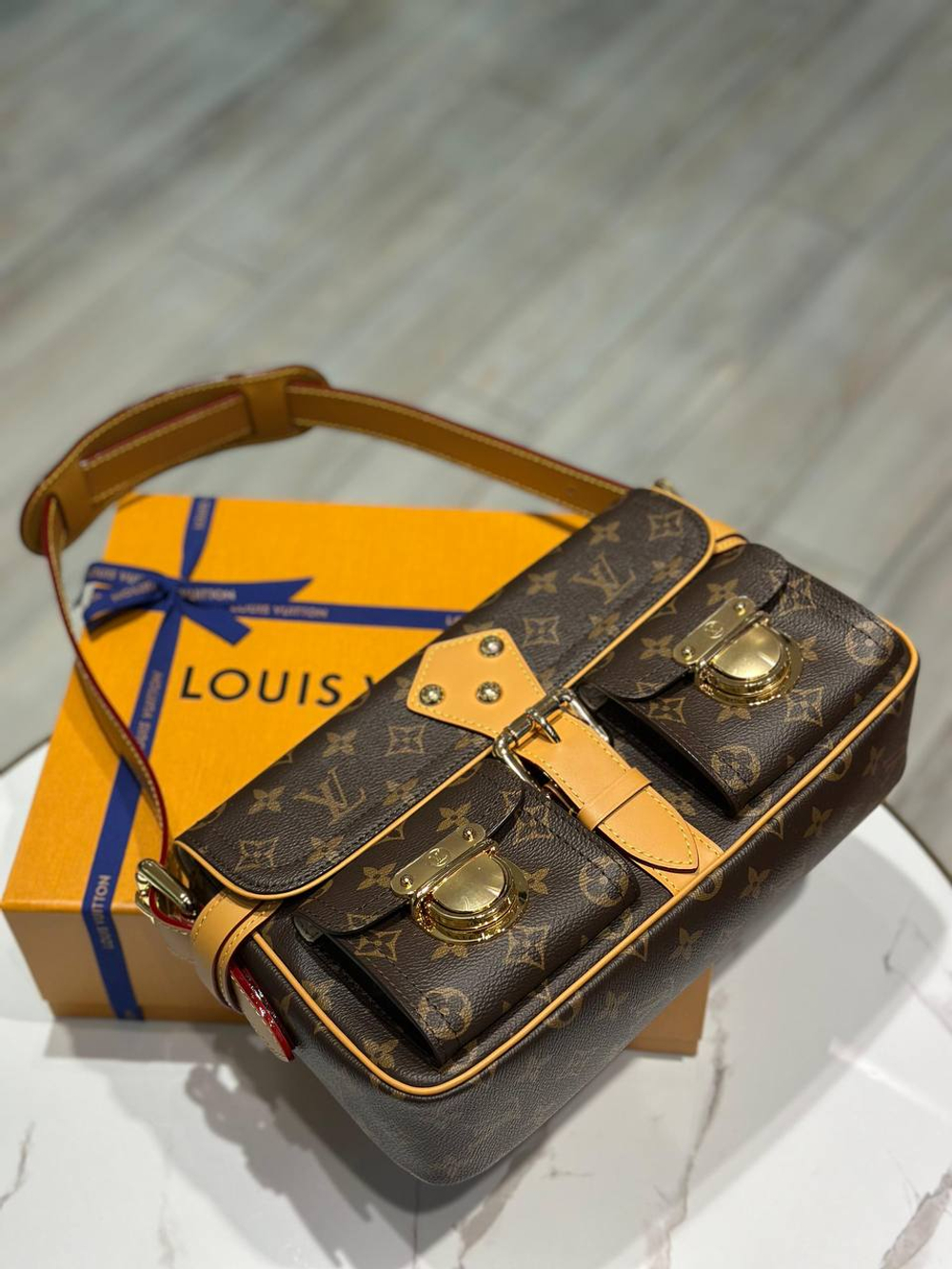 Сумка Louis Vuitton