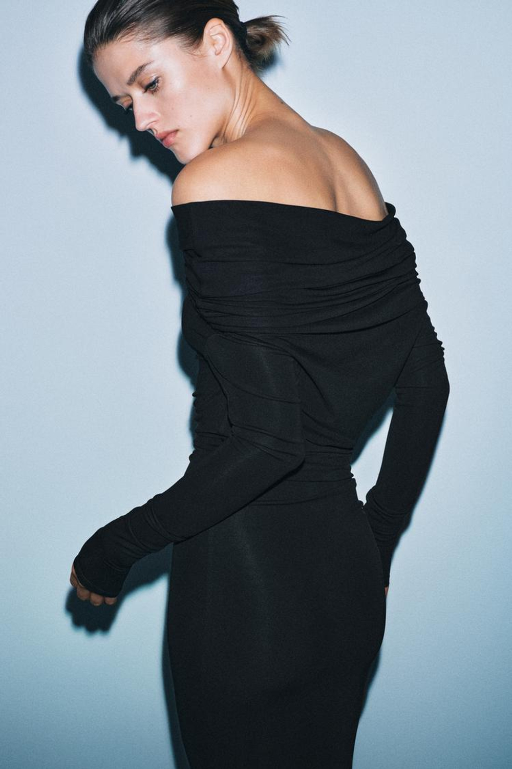 ZARA ПЛАТЬЕ ИЗ ВИСКОЗЫ С МНОГОФУНКЦИОНАЛЬНЫМ ВОРОТНИКОМ, ЧЕРНЫЙ