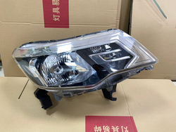 Передняя фара для Nissan Terra (оригинал,)