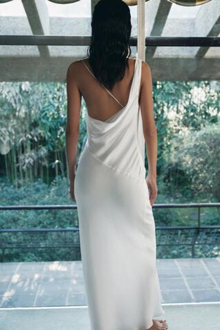 ZARA АТЛАСНОЕ ПЛАТЬЕ С ОТКРЫТОЙ СПИНОЙ, СВЕТЛЫЙ ЭКРЮ