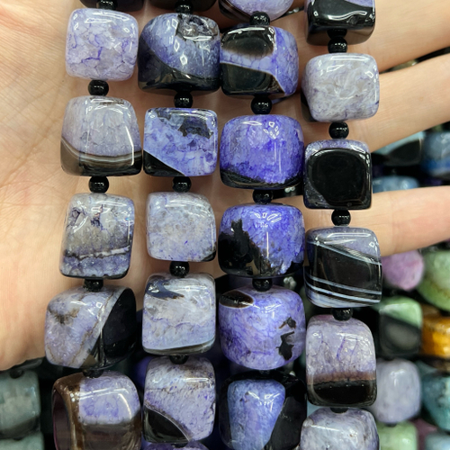 Агат бусины кубик 13х13 мм, 22 бусины на нитке