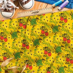 Ткань оксфорд 600 хохлома из мелкой земляники на жёлтом фоне