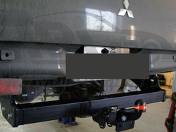 Фаркоп на Mitsubishi L200 2014-2015 без подрезки бампера. Тип шара: F. Нагрузки: 1500/75 кг, масса фаркопа 39,6 кг (без электрики в комплекте) - 4164-F Oris