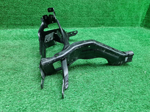 Кронштейн фары левый BMW X5 G05 (2018-н.в.)