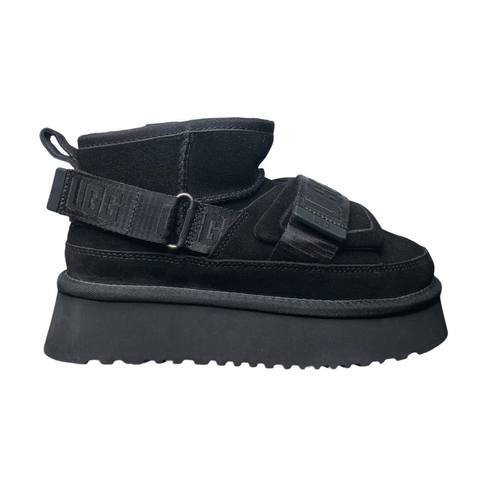 UGG Ultra Mini Hybrid Platform (Black)
