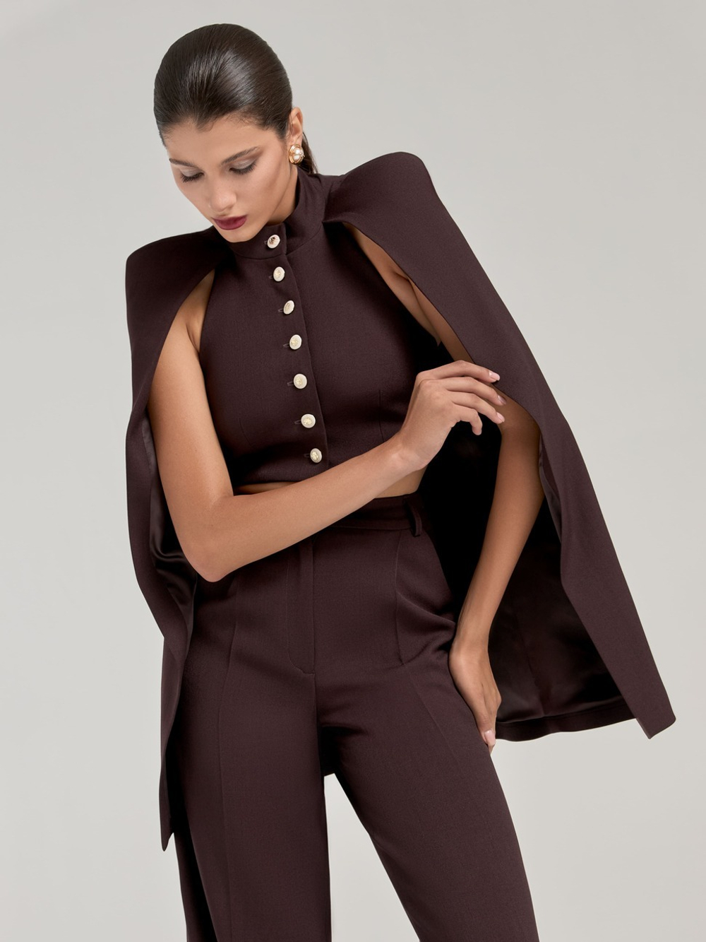 Кейп с топом без рукавов из крепа