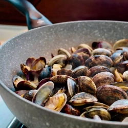 Сковорода 28см Olympia Rocker Plus