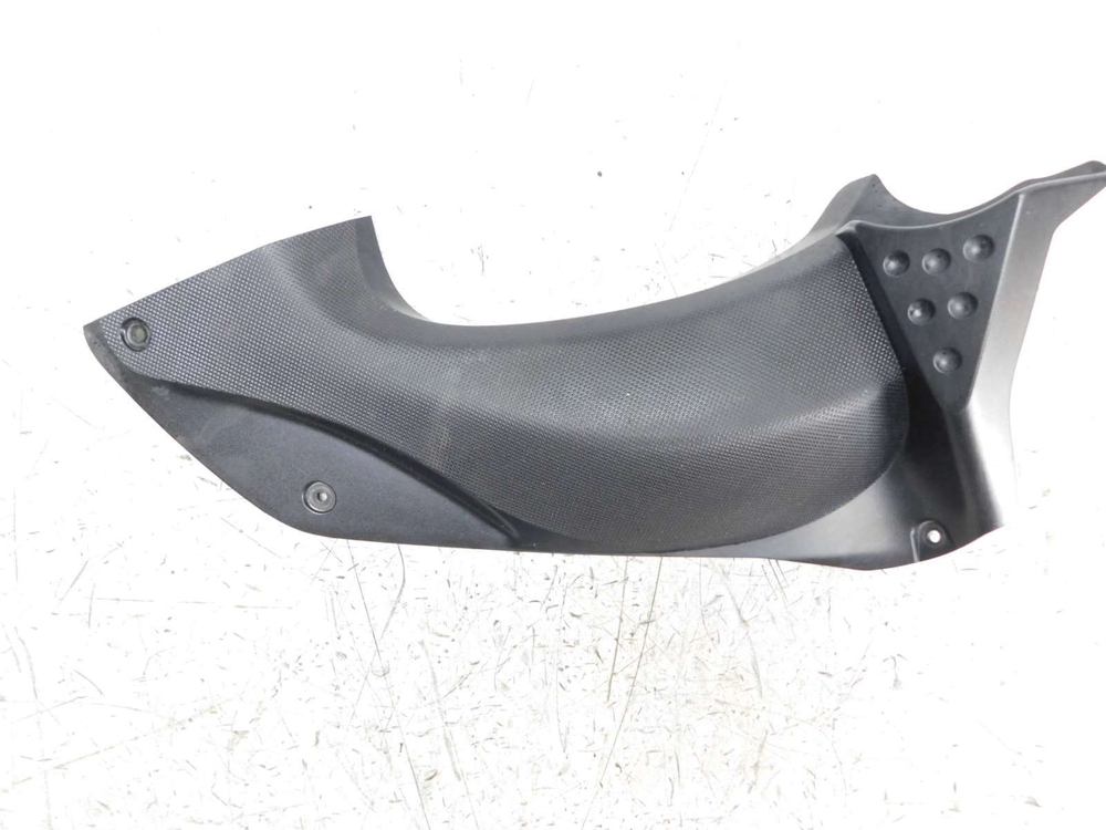 Пластик бака правый Kawasaki ZZR1400 ZXT40A 55028-0062