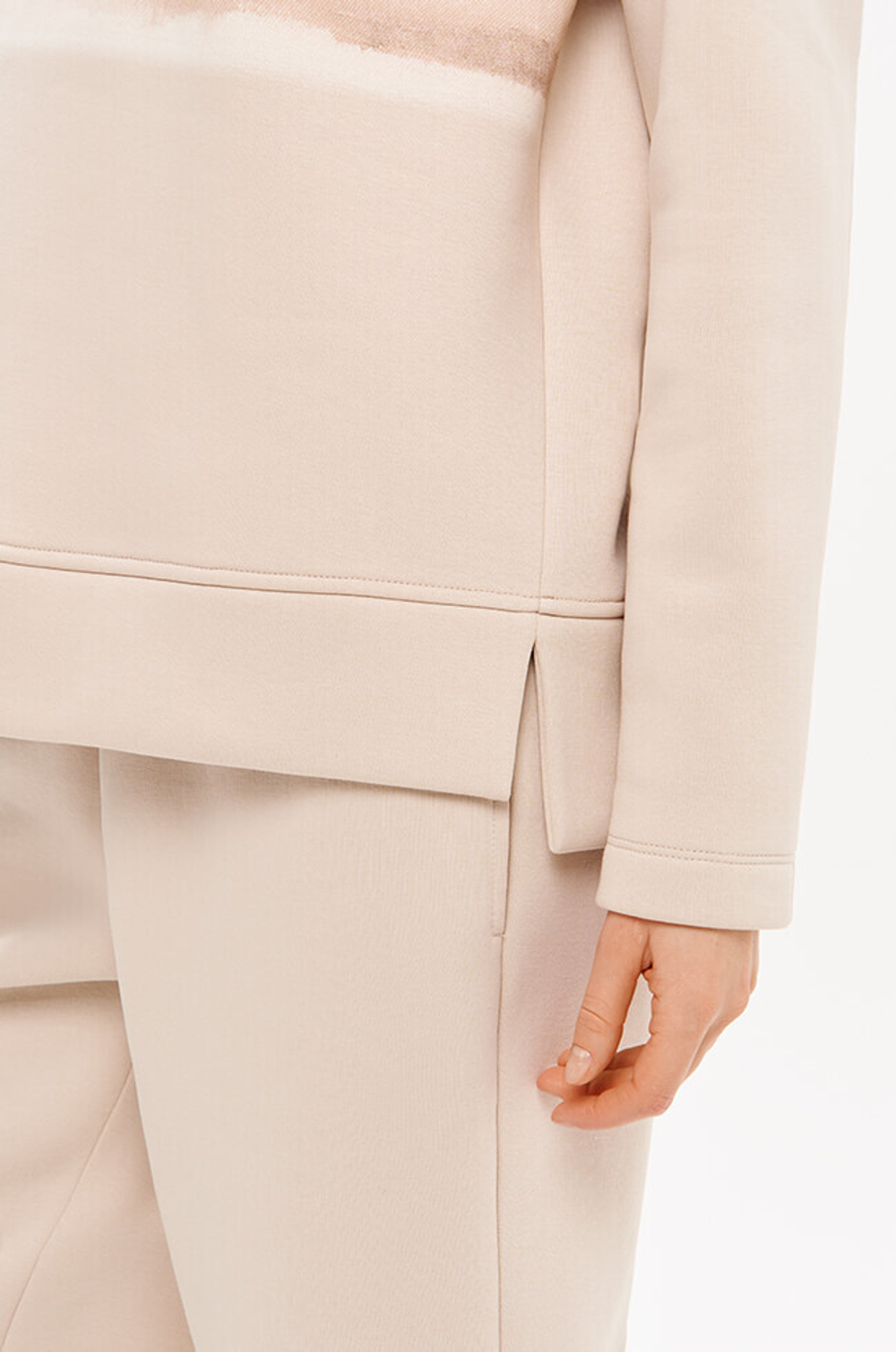 23421 Свитшот женский (светло-бежевый)