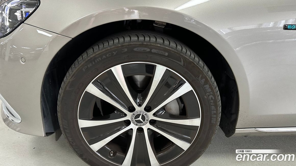 Mercedes-Benz E-Class W213 E300e 4MATIC Exclusive (06.2021)