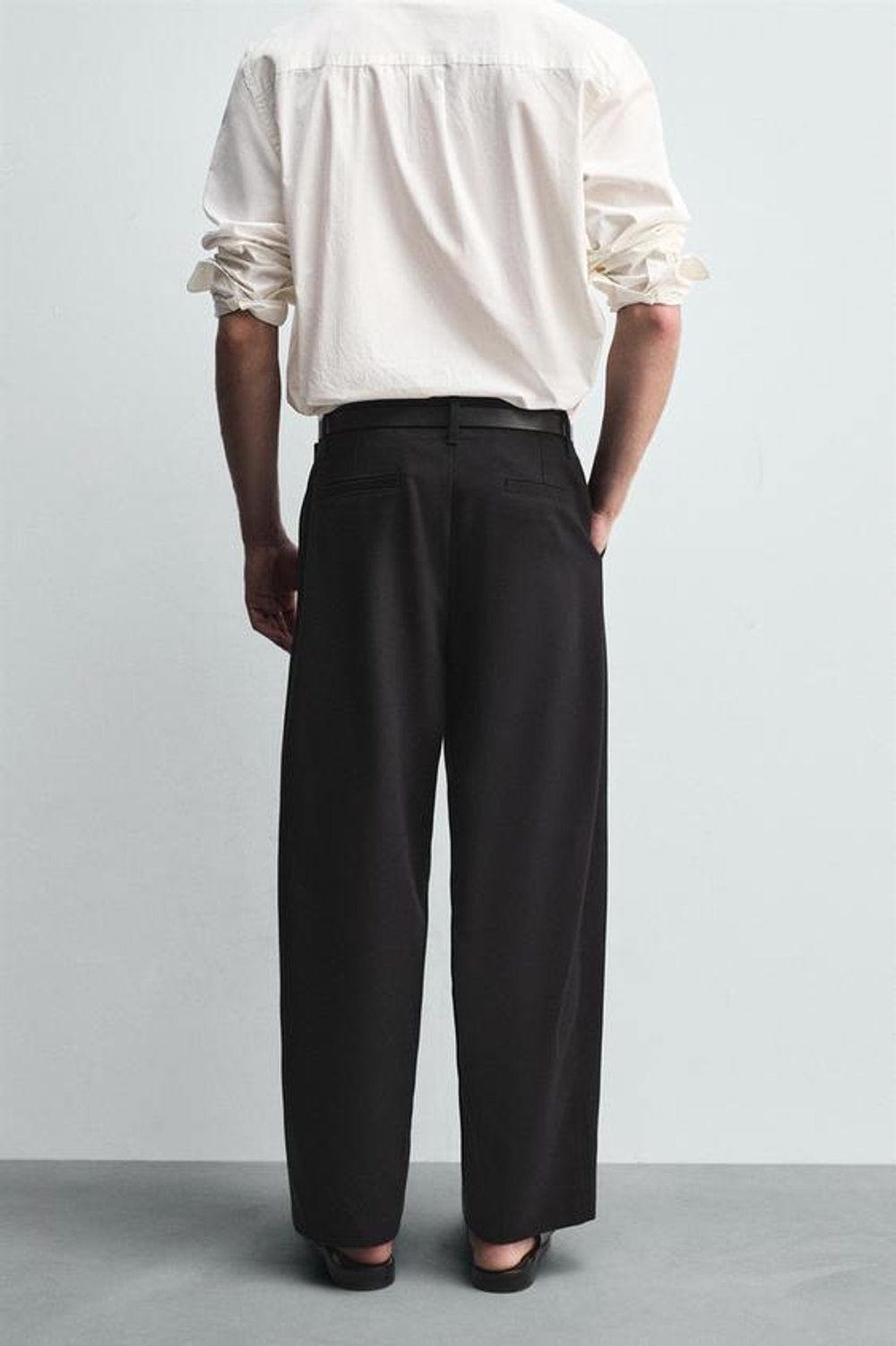 ZARA БРЮКИ-БАНАНЫ ИЗ ЛИОЦЕЛЛА И ХЛОПКА, ЧЕРНЫЙ