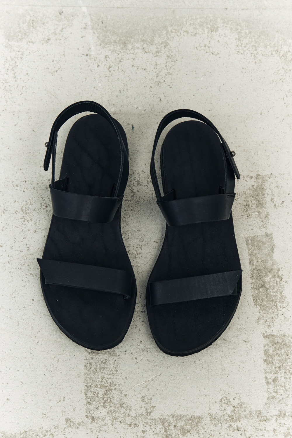 ALLBLACK black leather