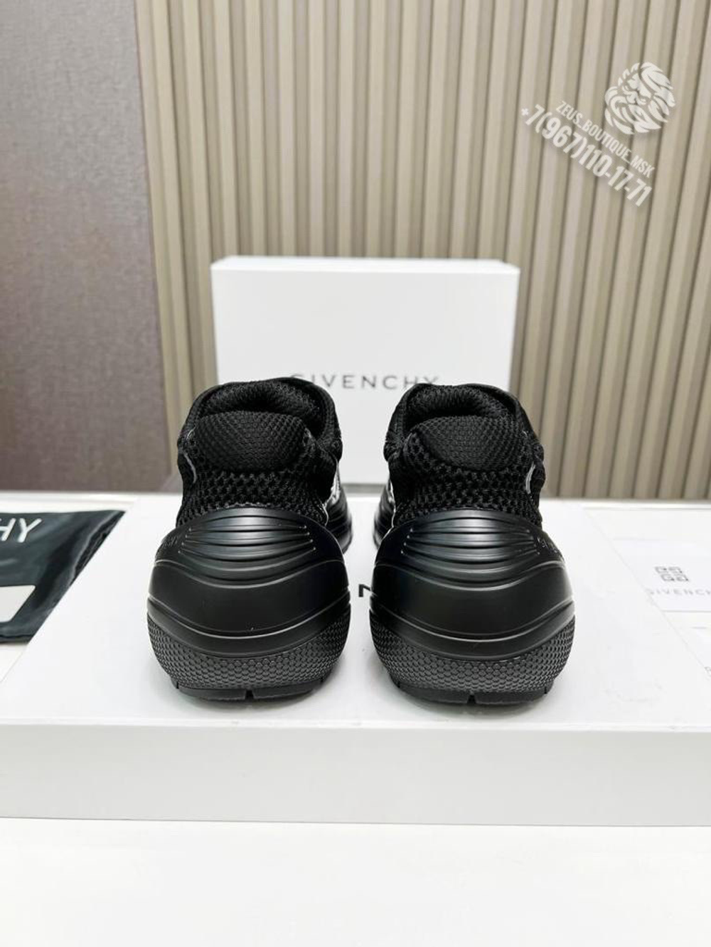 Кроссовки Givenchy