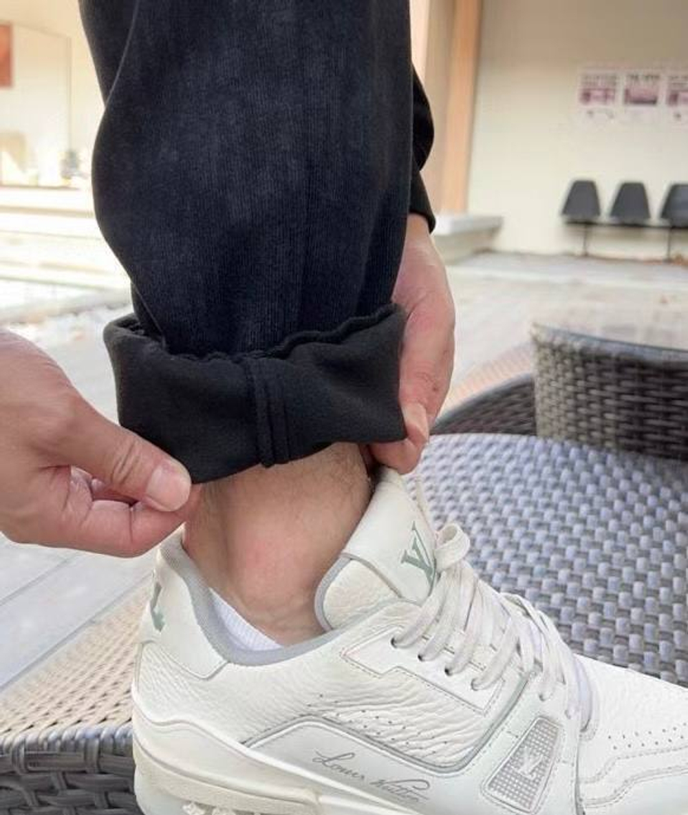 Спортивные штаны Balenciaga