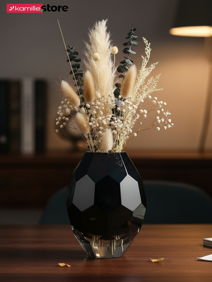 Ваза декоративная 17 см. стеклянная с огранкой