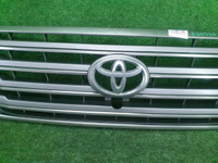 Решетка радиатора Toyota Land Cruiser 200 (2012-2015)