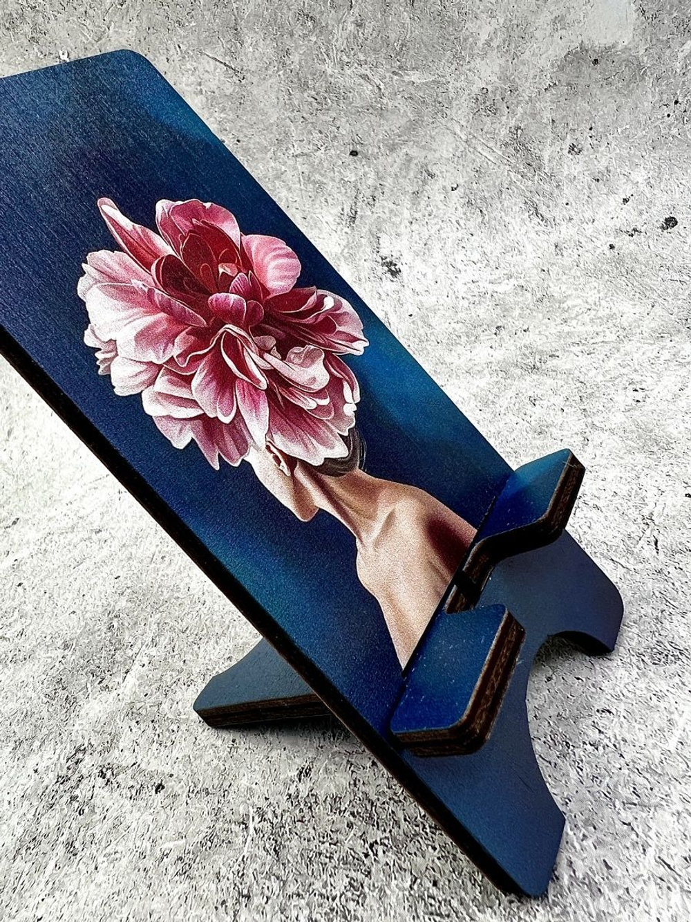 Подставка для телефона деревянная