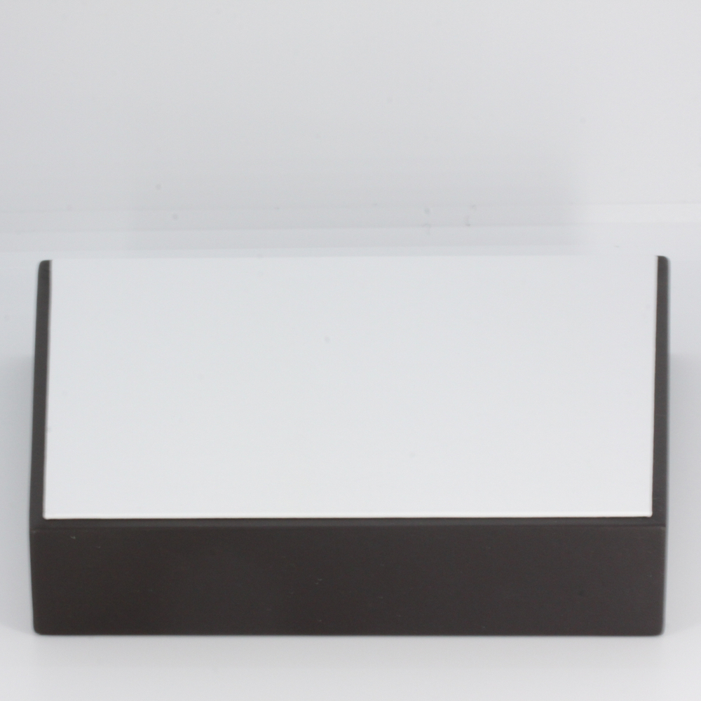 Auris spacer podium