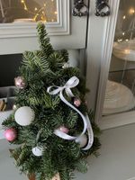 Елочная композиция h35см - в бело-розовых оттенках