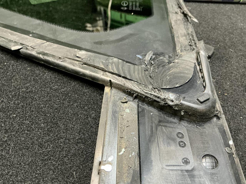 Форточка задняя левая GAC GS8 2 (2021-н.в.)