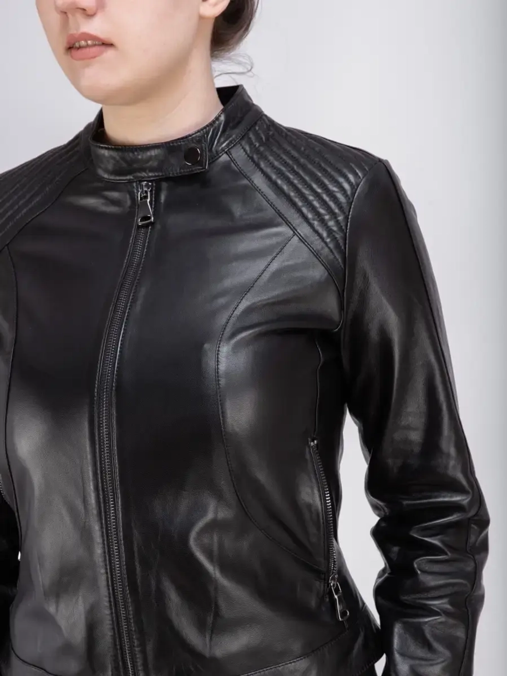 Куртка женская из натуральной кожи