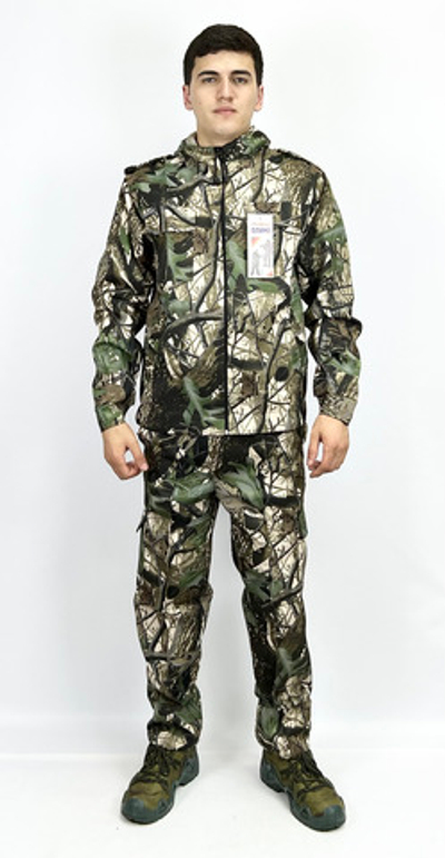 Камуфляжный костюм с капюшоном
