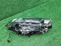 Фара правая Toyota RAV4 5 XA50 (2018-н.в.) LED