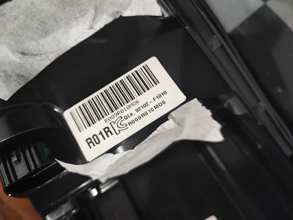 Фара правая галоген Kia Sportage 4 (QL) 16-18 Б/У Оригинал 92102F1010