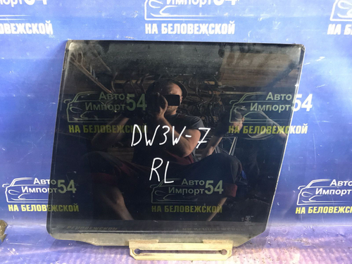 Стекло двери задней левой MAZDA DEMIO 1998