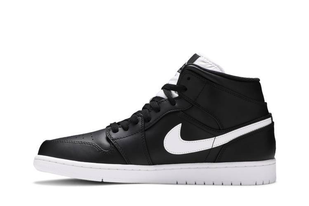 Кроссовки Jordan Air Jordan 1 Retro Mid Black White