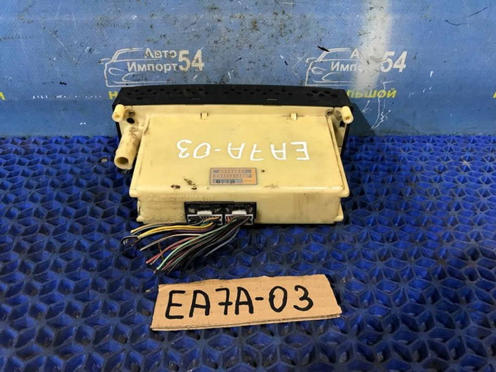 Блок управления климат-контролем MITSUBISHI GALANT 2002
