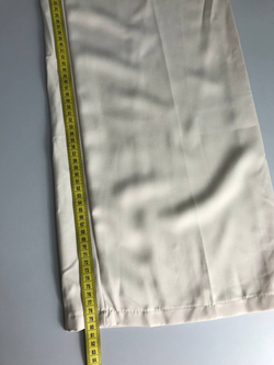 Брюки молочного цвета, визуально на 42 размер, новые