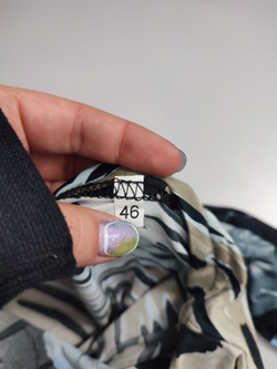 Платье с красивым принтом 46 размер, новое