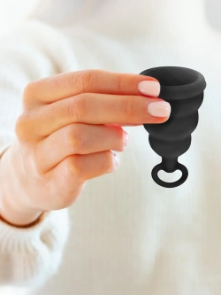 Gvibe Gcup Black - Силиконовая менструальная чаша с защитой от протечек