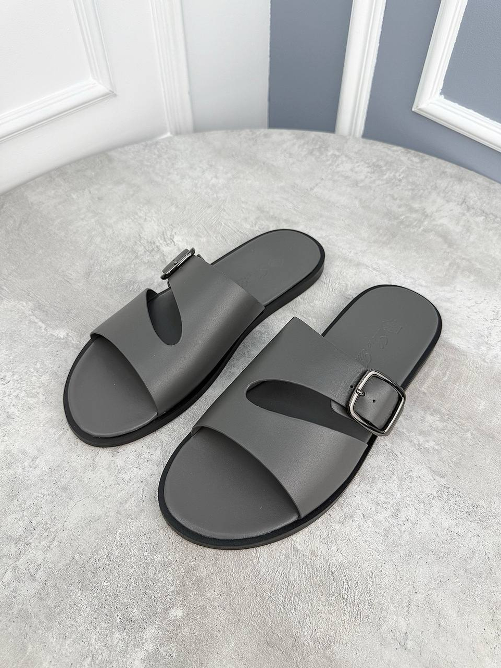 Шлепанцы Loro Piana