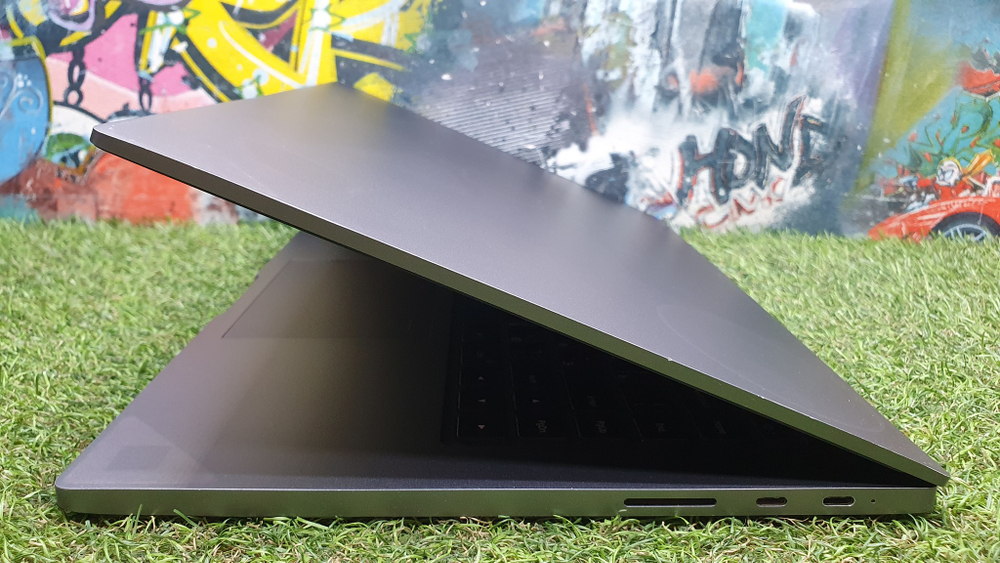 Ноутбук Xiaomi Mi i7-8/16Gb/MX250 2Gb/FHD