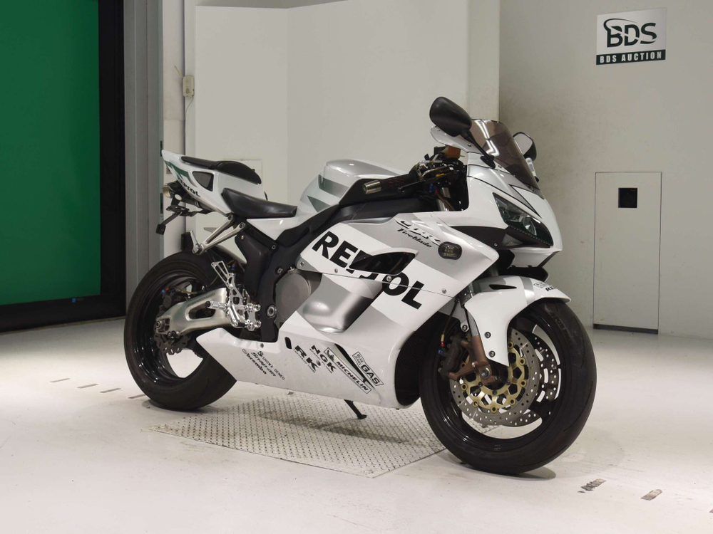 Honda CBR1000RR , 2005