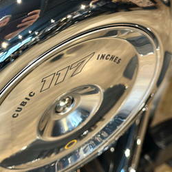 Harley-Davidson Fat Boy 117 Gray Ghost (Icon Collection)